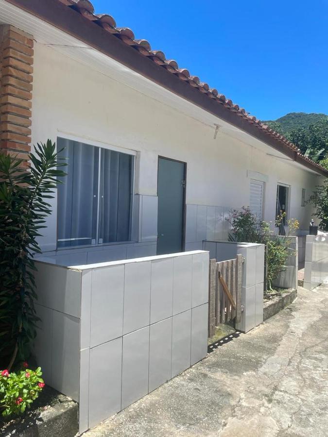Suites Lesther Ubatuba Dış mekan fotoğraf